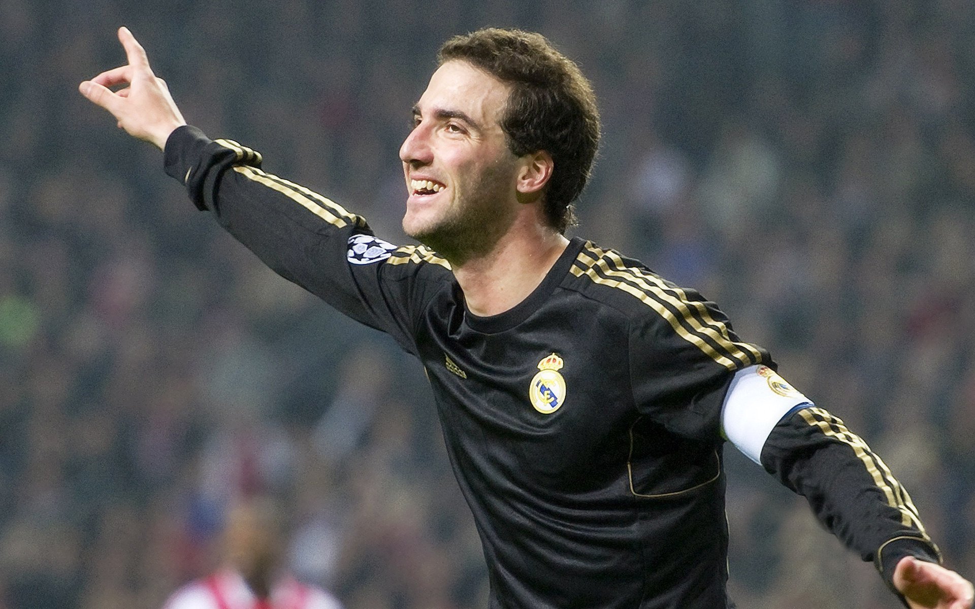 世界摔跤联盟推广青少年培训计划助力后备力量，世界青年摔跤锦标赛